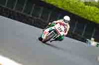 Vintage-motorcycle-club;eventdigitalimages;mallory-park;mallory-park-trackday-photographs;no-limits-trackdays;peter-wileman-photography;trackday-digital-images;trackday-photos;vmcc-festival-1000-bikes-photographs